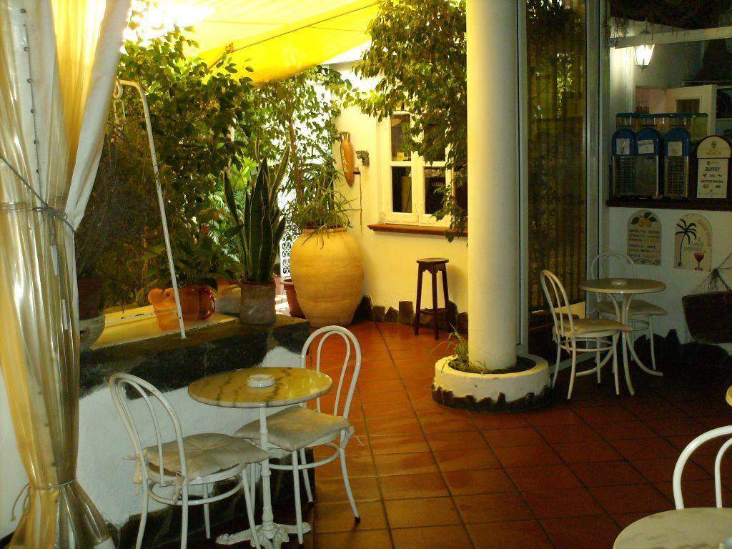 Hotel Villa Augustus Lipari  Buitenkant foto